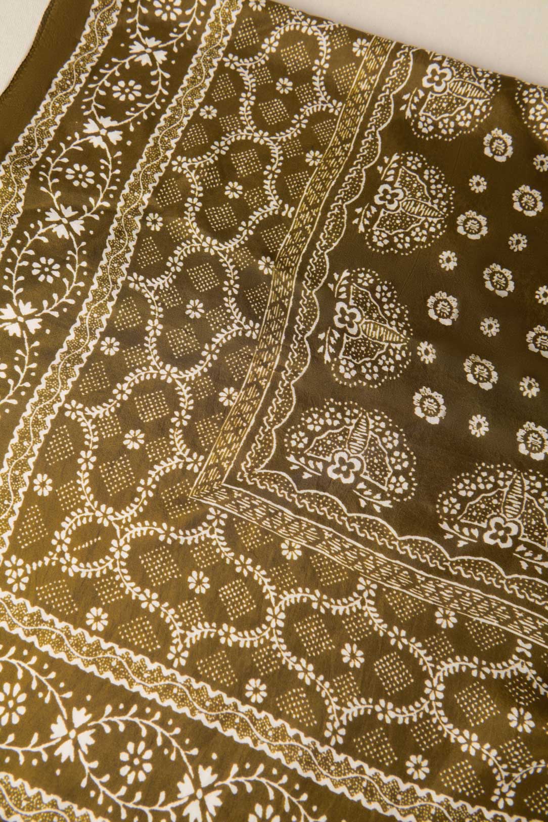 Maxi foulard soie Anda - Image 5
